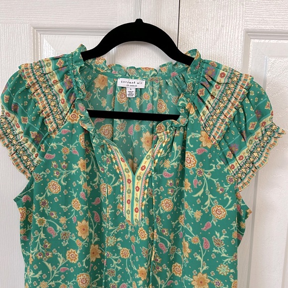 Current Air Floral Border Print Top size Small - Picture 2 of 6